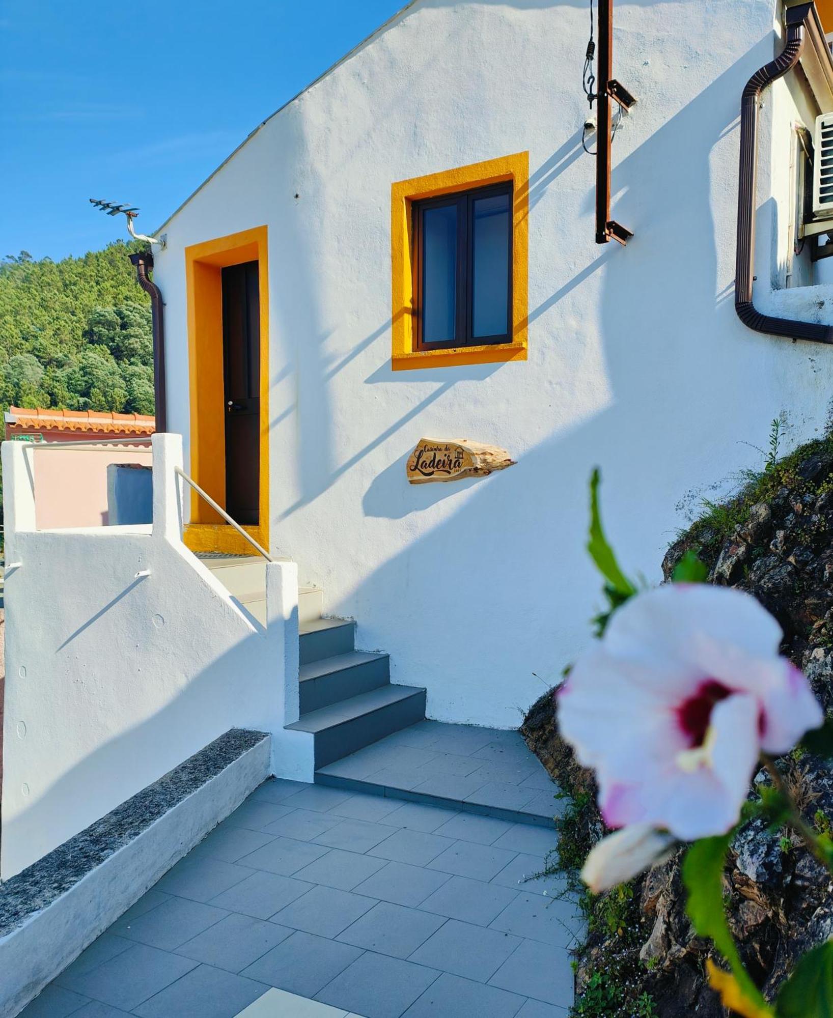 Casinha Da Ladeira 3360 Vila Penacova Exterior foto